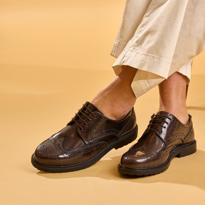 Hush Puppies Verity Hi-Shine Leather Women's Chocolate Brogues Shoes